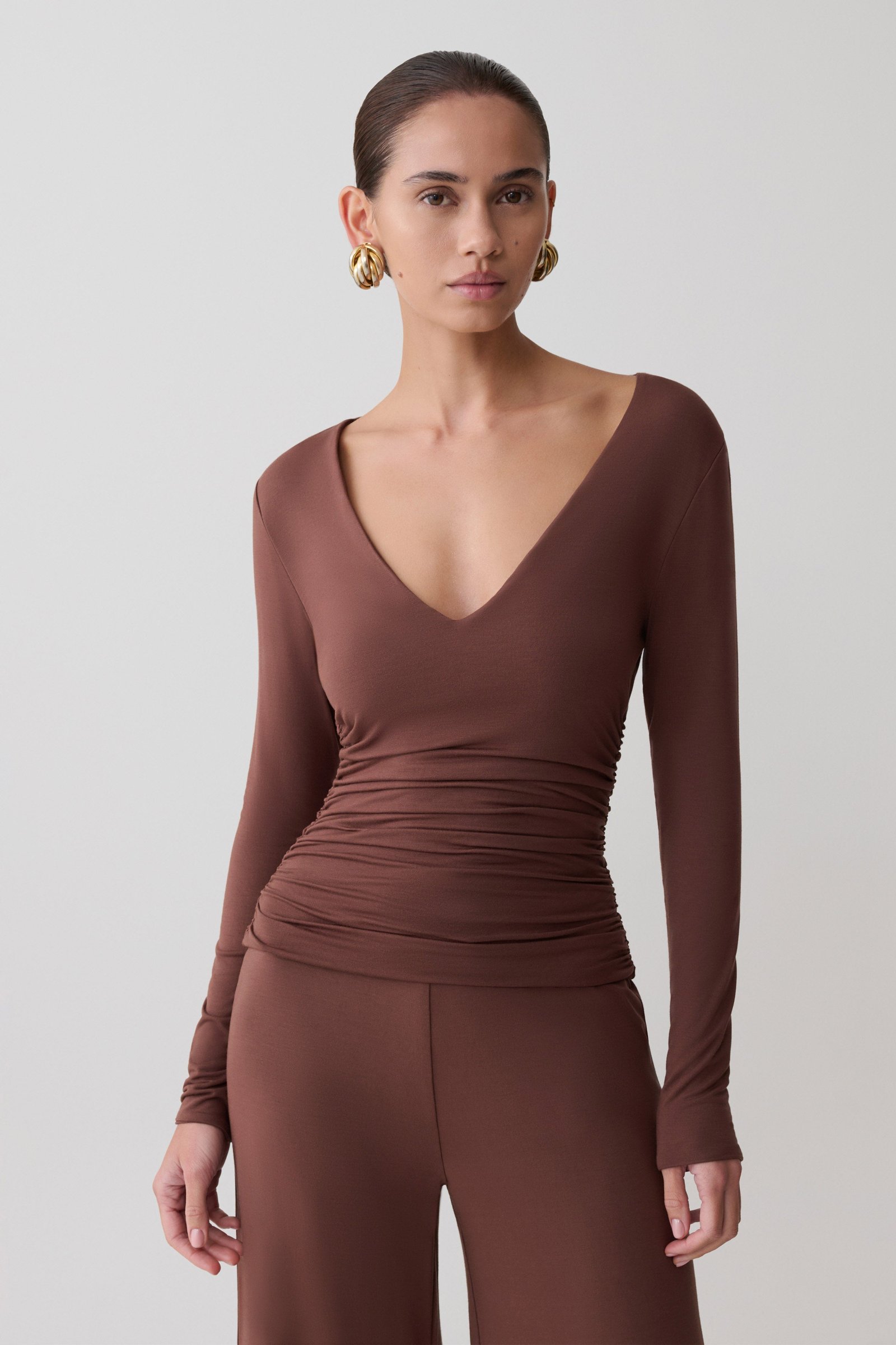 260224_MESHKI_Heritage5_21_PA11763KD5-CTE_900 Sari Long Sleeve Modal Top - Chocolate - Image 1